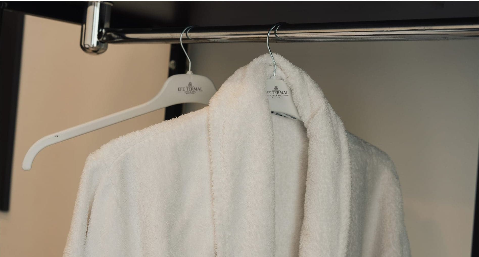 Bathrobe and towels