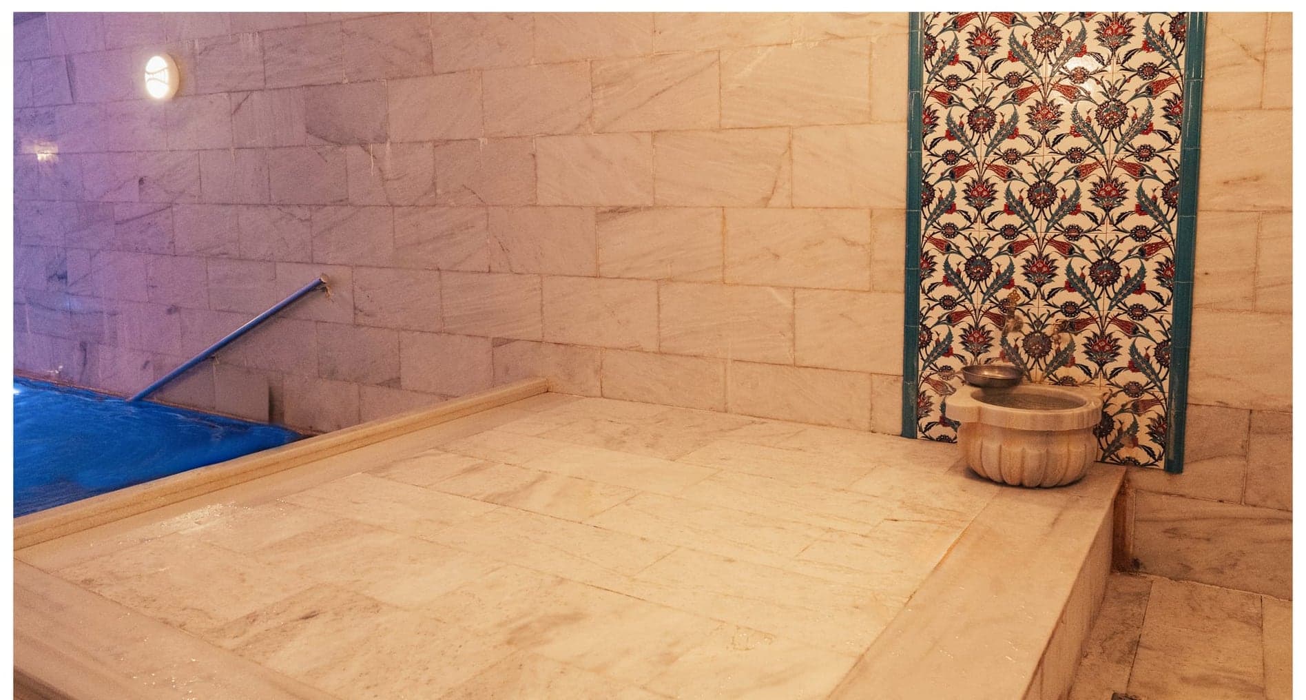 Türk Hamamı Göbek Taşı