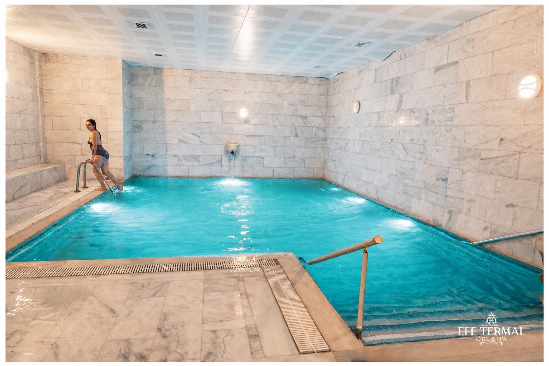 Efe Termal Otel — termal havuzlar, hamam ve özel havuzlu odalar