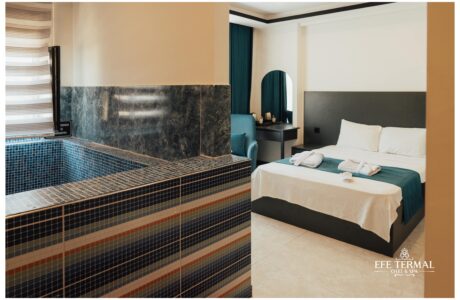 Deluxe Suit Oda (Özel Havuzlu)